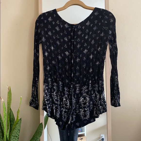 Black and Cream Boatneck Top with Button Down Back - Picture 2 of 5